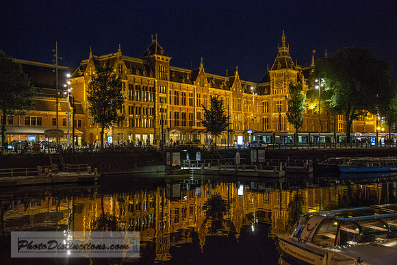 9176.2 amsterdam station nght (1 of 1)