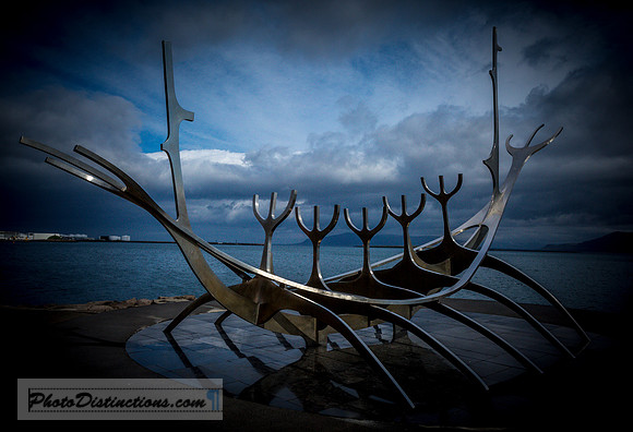 Viking ship statue 2194 (1 of 1)