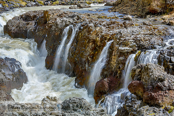 Barnafoss 2038.4 (1 of 1)